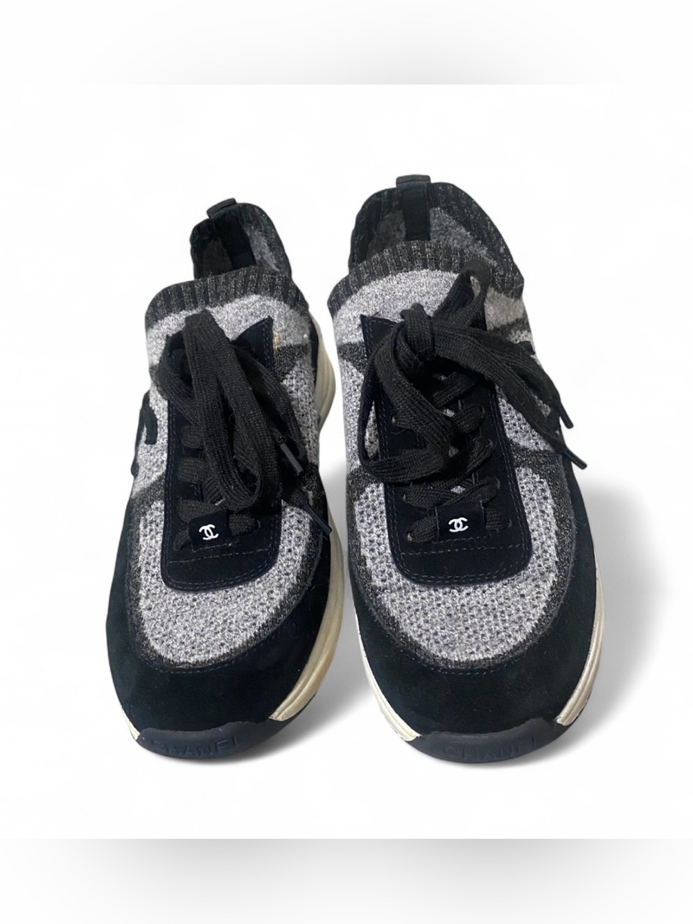 CHANEL Black & Gray Felt Low-Top Sneakers - Picture 2 of 10